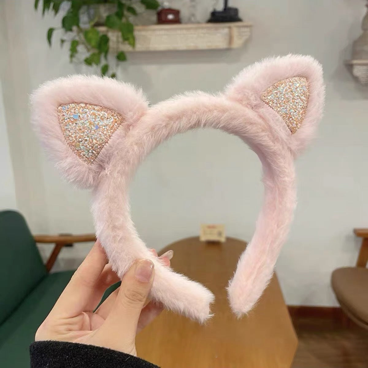 LeadingWish® | A cute headband for washing your face and styling your hair.